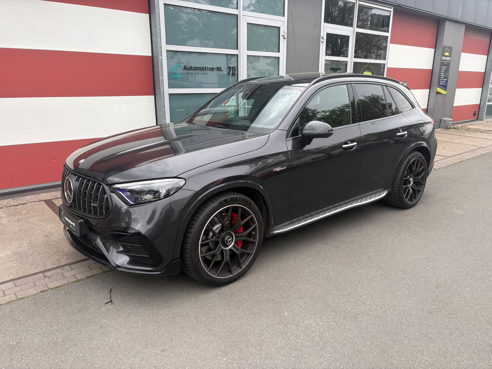 Mercedes staat klaar bij Automotive-NL in Zevenaar